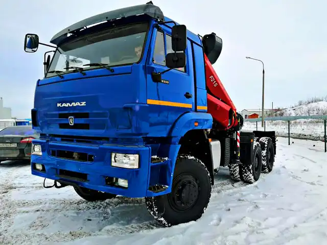 КАМАЗ 65225 седельный тягач с КМУ Fassi F215A.0.22